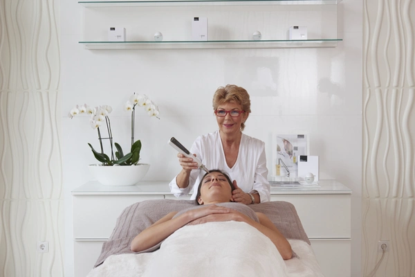 Plasma-Behandlungen bei Medical Skin Cosmetic, Silke Vlote, Neustadt